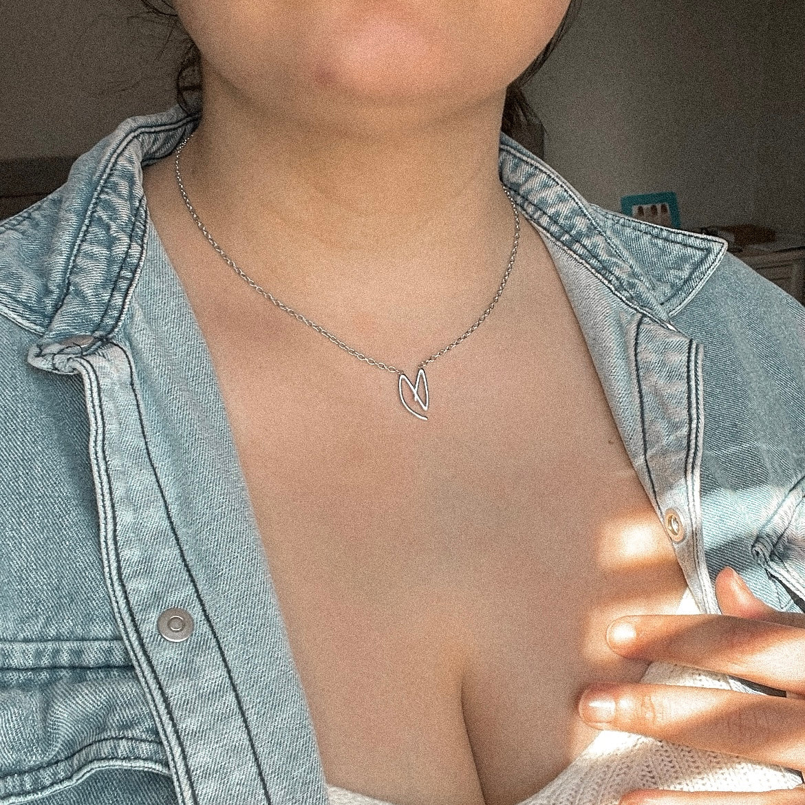 SIGNATURE HEART NECKLACE