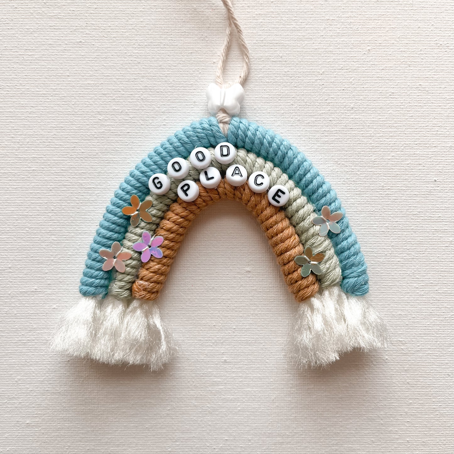 GOOD PLACE MACRAME RAINBOW (blue)