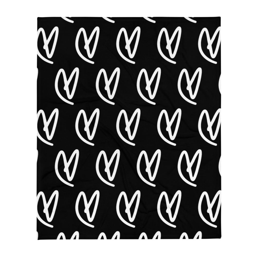 BLACK HEART BLANKET